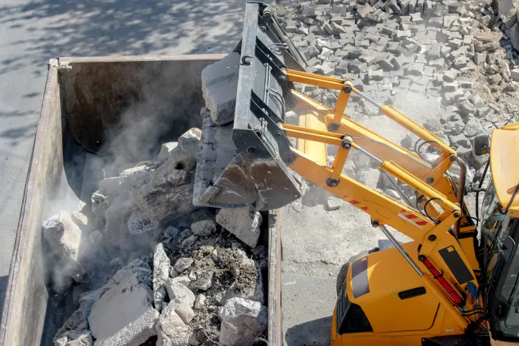 The Importance of Professional Equipment in Commercial Demolition in Glendale, AZ The Importance of Professional Equipment in Commercial Demolition in Glendale, AZ